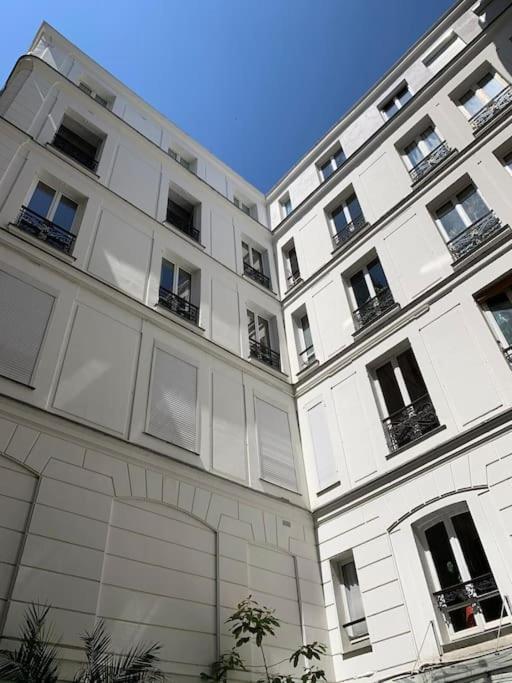 Appartement Haussmanannien Cosy - Republique Paris Luaran gambar